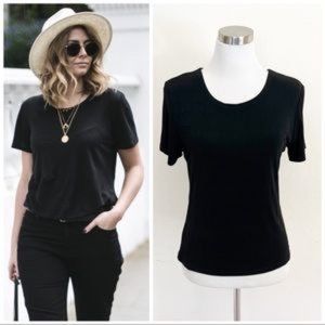 •DOUBLE D RANCH• Slinky Black Scoop Neck Short Sleeve Tee